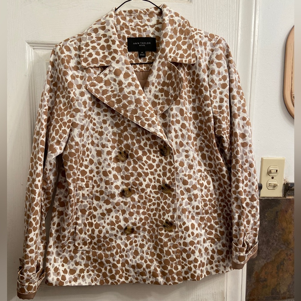 Leopard coat